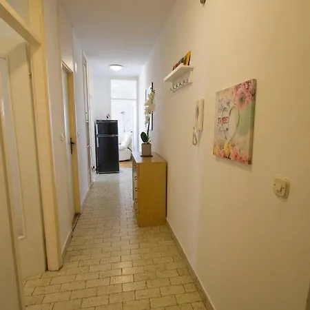 Apartman Leonard Apartman *