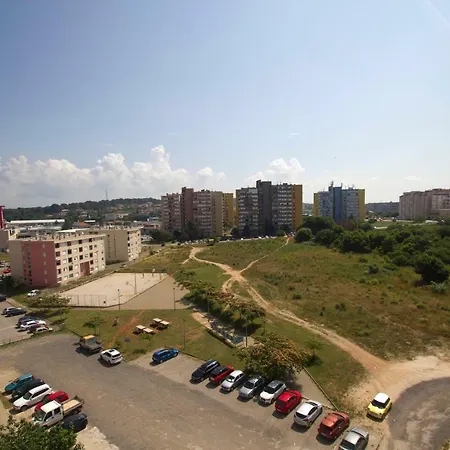 Apartman Apartman Leonard Póla